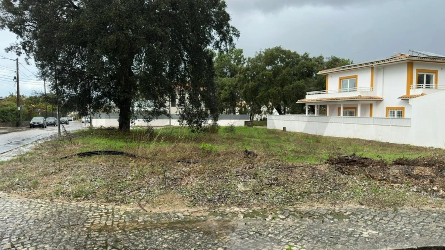 Terreno para Venda em Sesimbra (Castelo) Foto 3