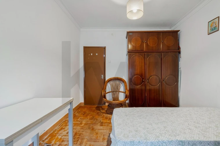 Apartamento T2 para Venda em Charneca de Caparica e Sobreda Foto 15