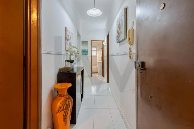 Apartamento T2 para Venda em Charneca de Caparica e Sobreda Foto 7