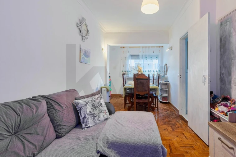 Apartamento T2 para Venda em Charneca de Caparica e Sobreda Foto 9