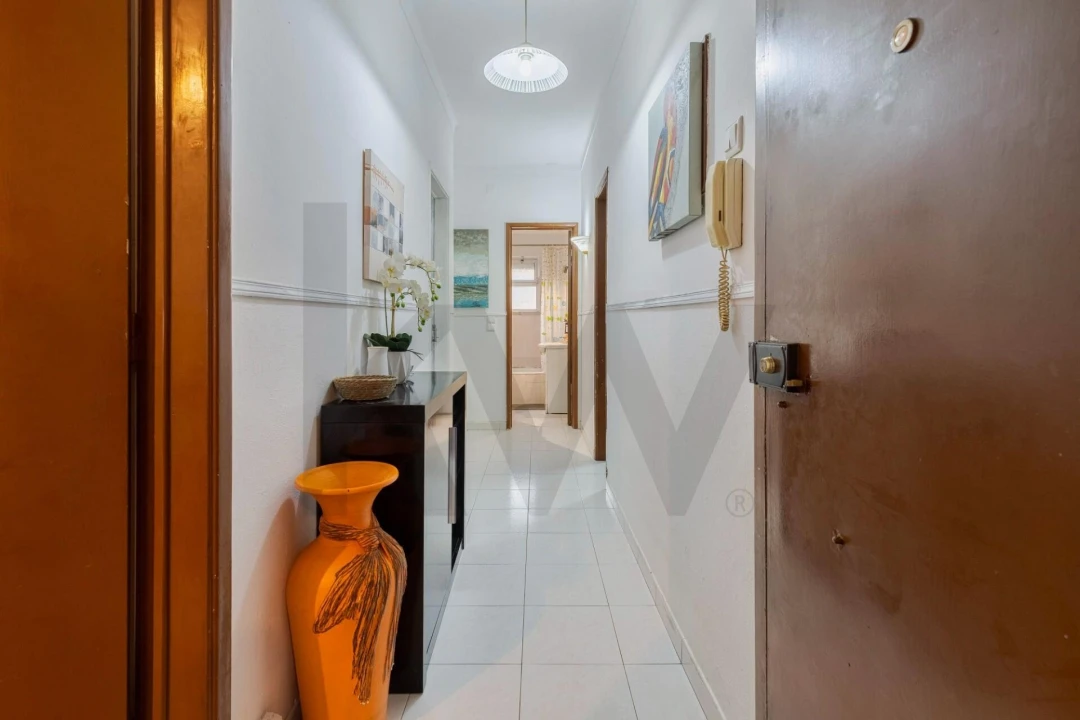 Apartamento T2 para Venda em Charneca de Caparica e Sobreda Foto 7