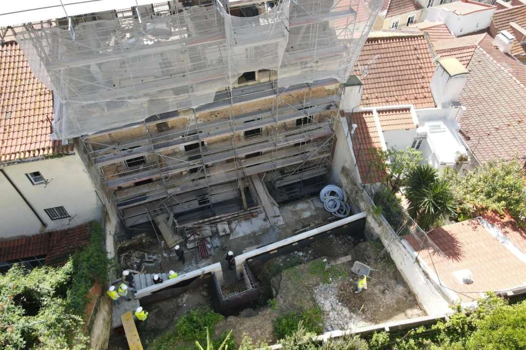 Apartamento T2 para Venda em Santa Maria Maior Foto 17