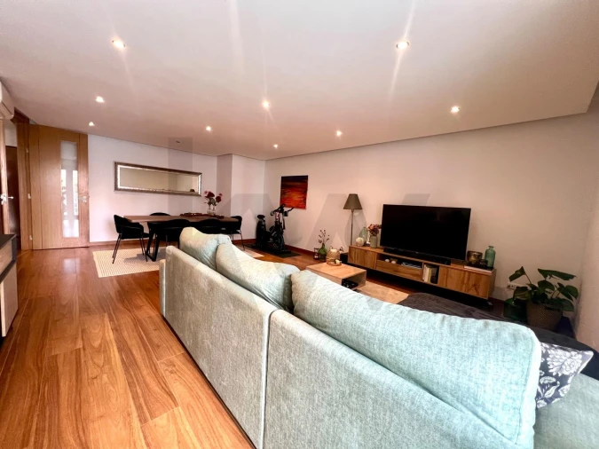 Apartamento T2 para Arrendamento em Odivelas Foto 4