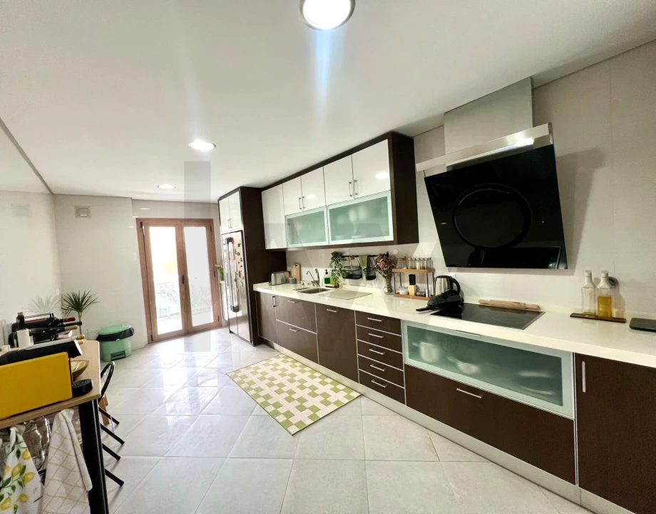 Apartamento T2 para Arrendamento em Odivelas Foto 6