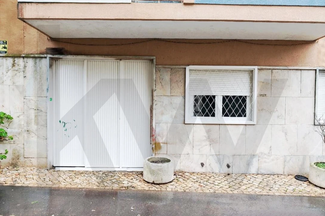 Loja para Arrendamento em Massamá e Monte Abraão Foto 16