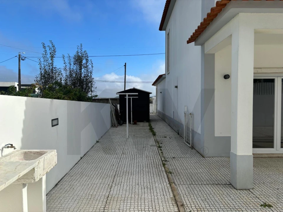 Moradia T3 para Arrendamento em Santa Maria e São Miguel, São Martinho, São Pedro Penaferrim Foto 15