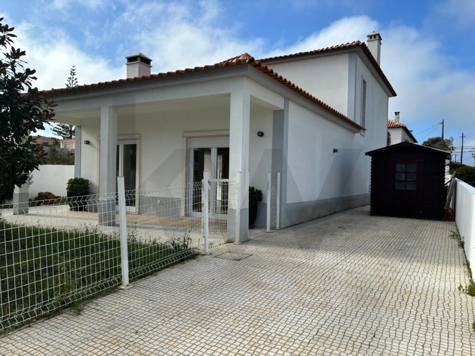 Moradia T3 para Arrendamento em Santa Maria e São Miguel, São Martinho, São Pedro Penaferrim Foto 17