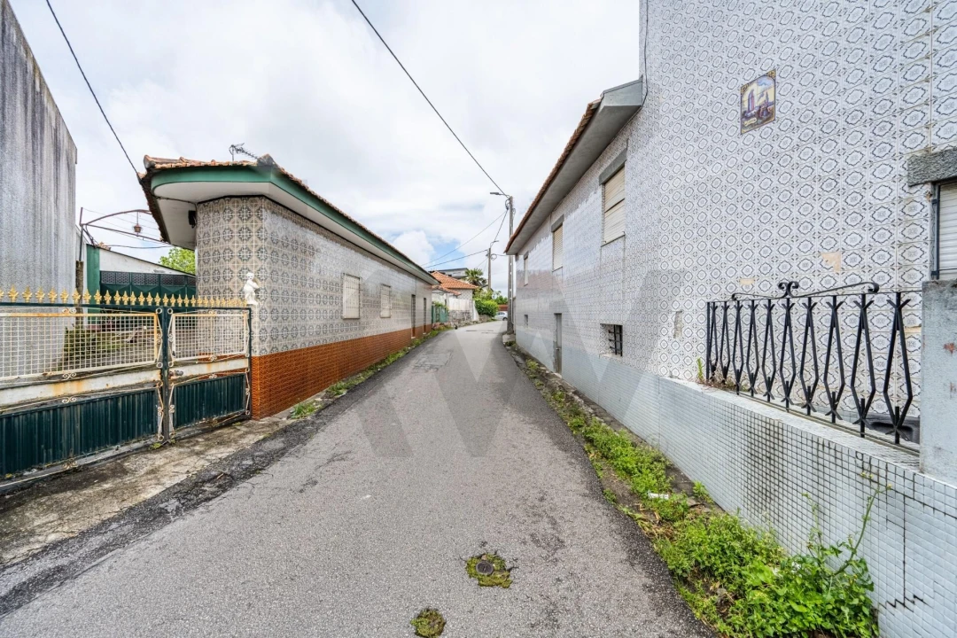 Moradia T3 para Venda em Grijó e Sermonde Foto 43