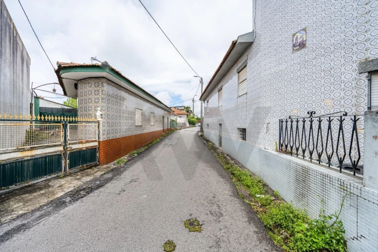 Moradia T3 para Venda em Grijó e Sermonde Foto 43