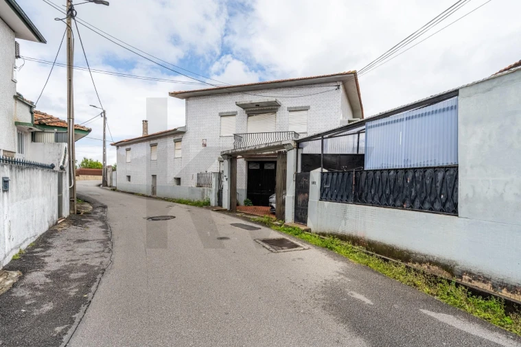 Moradia T3 para Venda em Grijó e Sermonde Foto 1