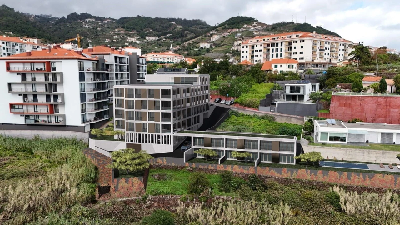 Apartamento T1 para Venda em Caniço Foto 2