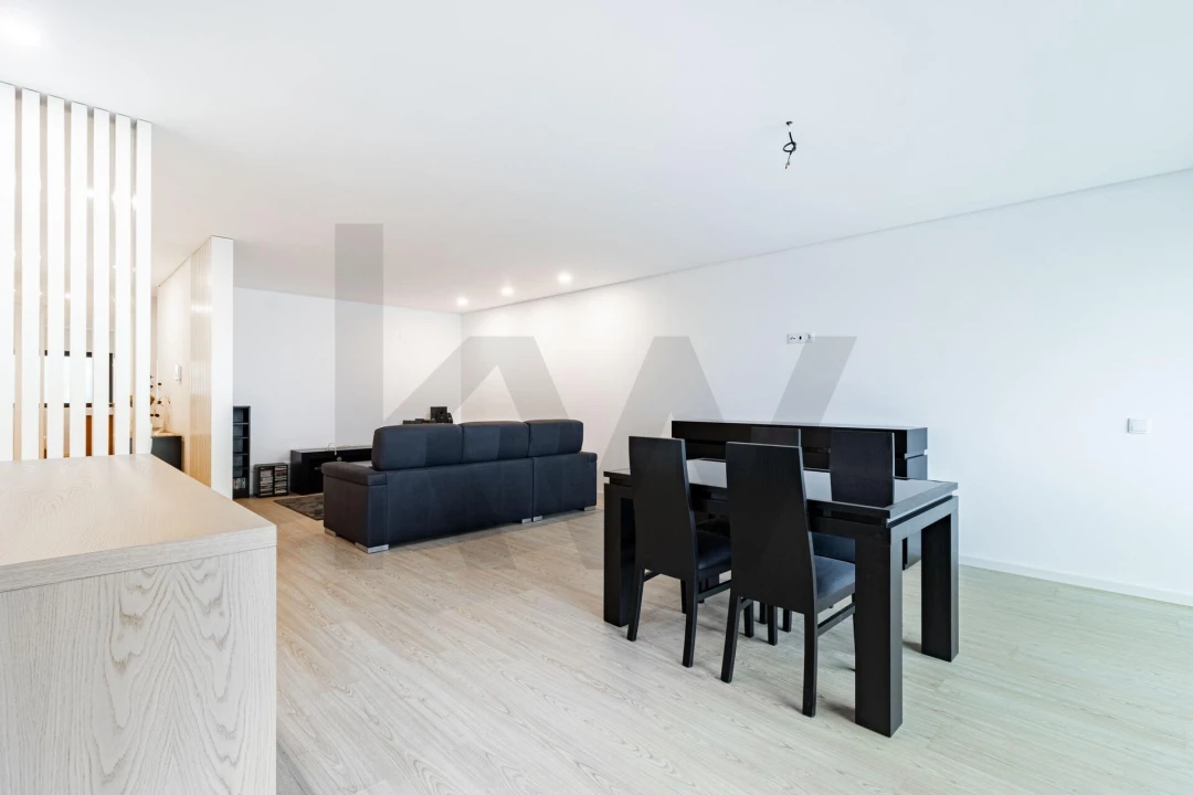 Apartamento T3 para Venda em Santa Maria de Lamas Foto 6