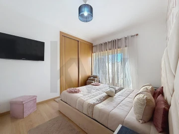 Apartamento T3 para Venda em Romeira e Várzea