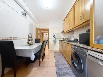 Apartamento T3 para Venda em Romeira e Várzea