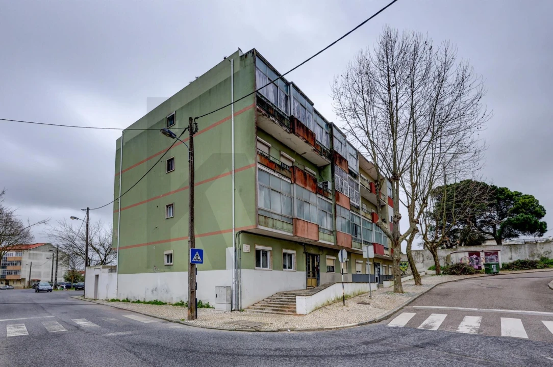 Apartamento T3 para Venda em Almada, Cova da Piedade, Pragal e Cacilhas Foto 54