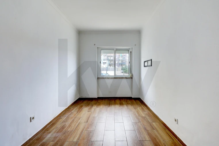 Apartamento T3 para Venda em Almada, Cova da Piedade, Pragal e Cacilhas Foto 14