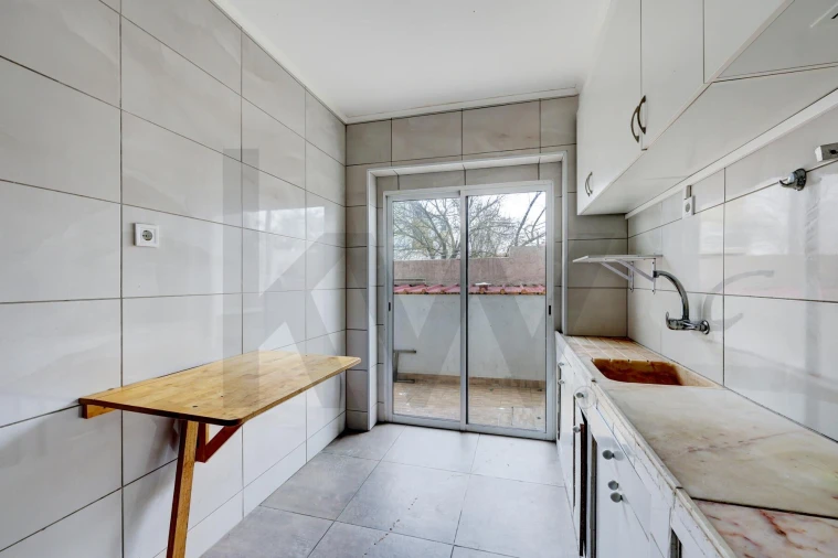 Apartamento T3 para Venda em Almada, Cova da Piedade, Pragal e Cacilhas Foto 33