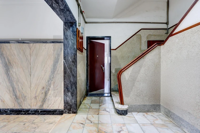 Apartamento T3 para Venda em Almada, Cova da Piedade, Pragal e Cacilhas Foto 49