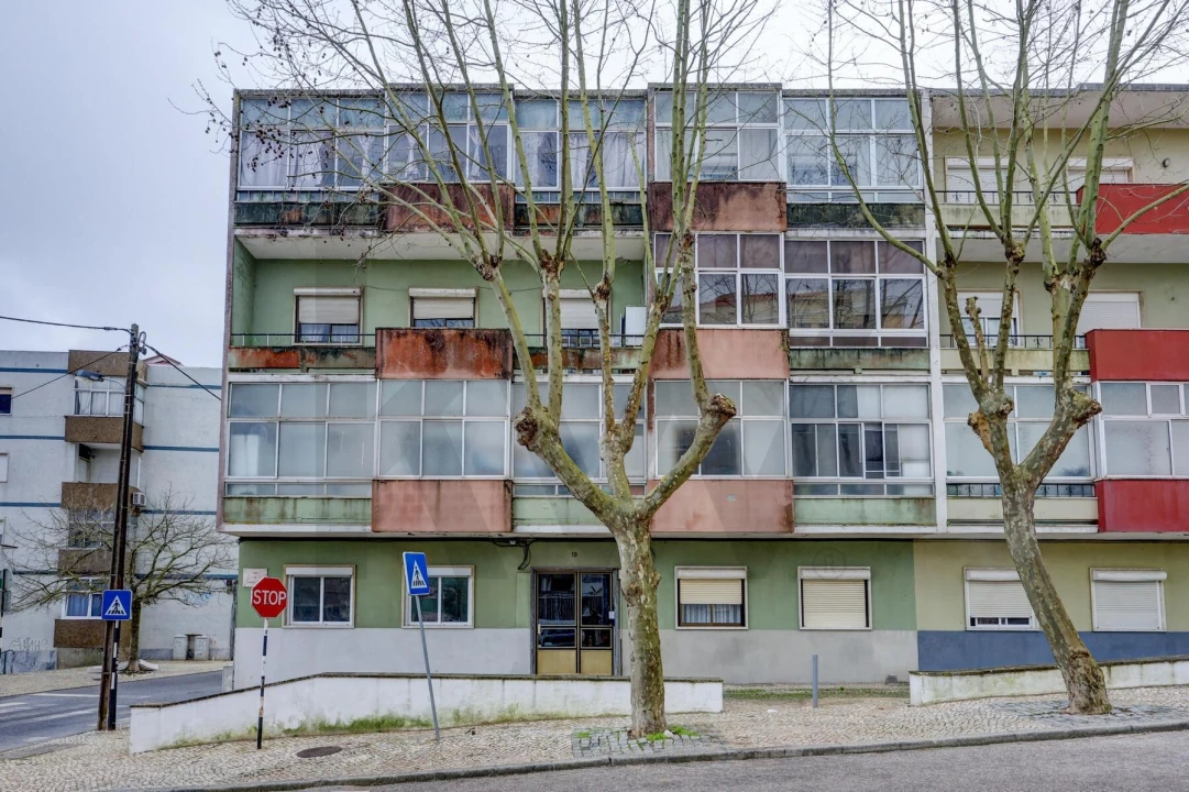 Apartamento T3 para Venda em Almada, Cova da Piedade, Pragal e Cacilhas Foto 55