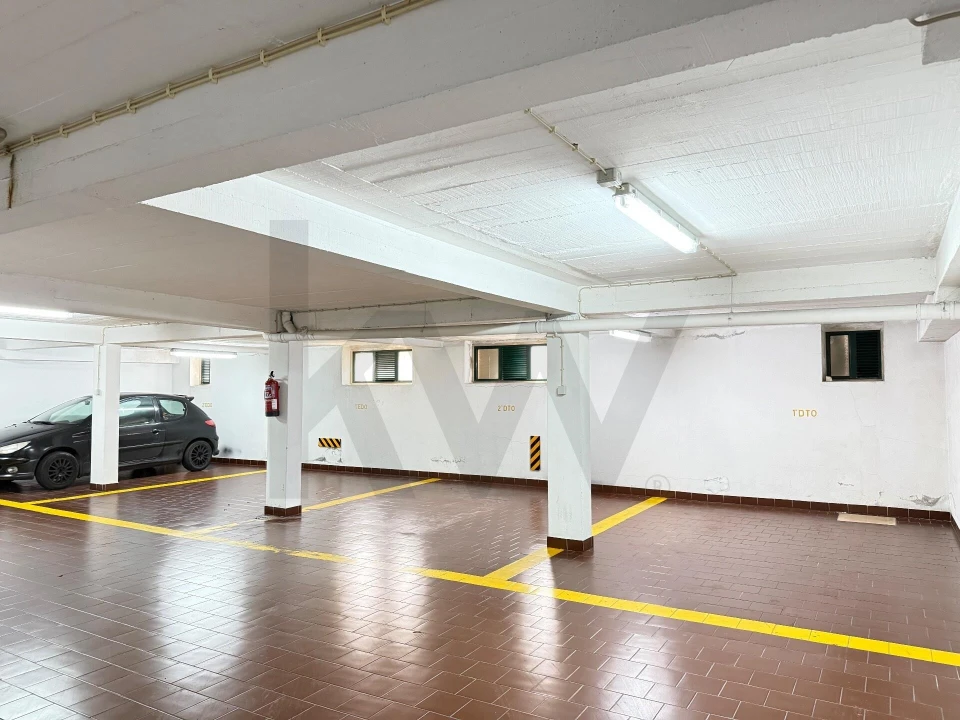 Apartamento T2 para Venda em Alcabideche Foto 17