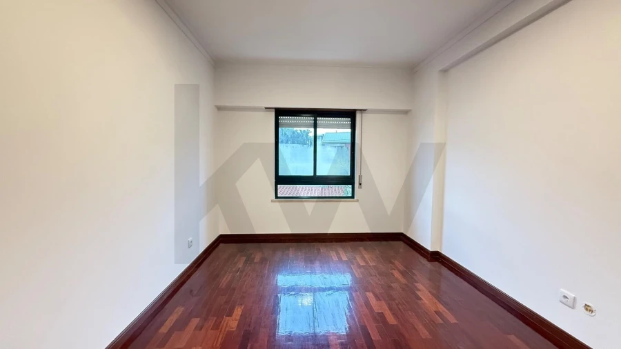 Apartamento T2 para Venda em Alcabideche Foto 8
