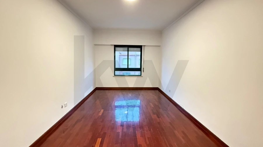 Apartamento T2 para Venda em Alcabideche Foto 11