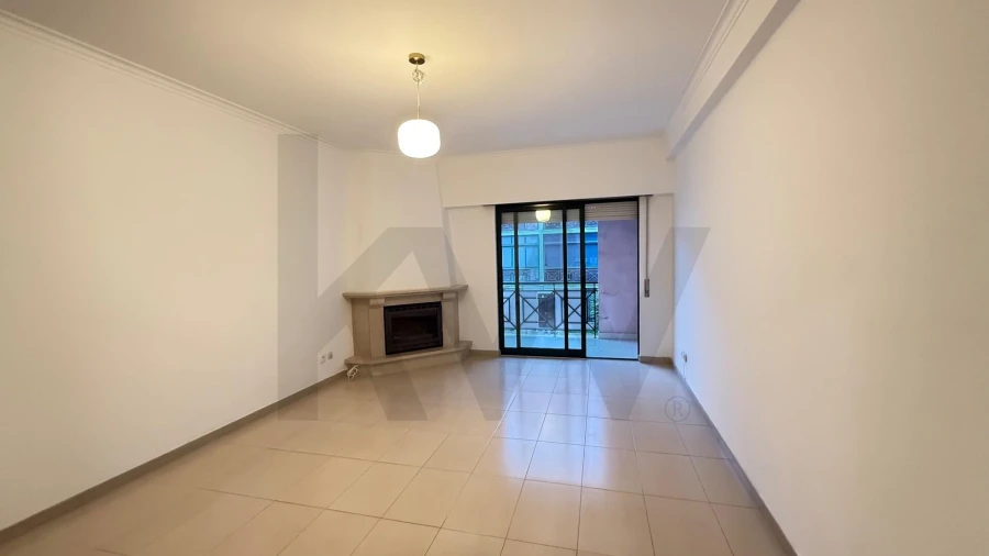 Apartamento T2 para Venda em Alcabideche Foto 6