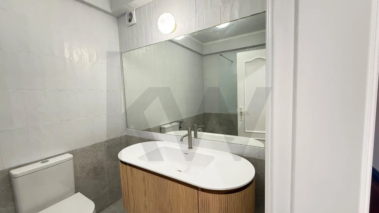 Apartamento T2 para Venda em Alcabideche Foto 10