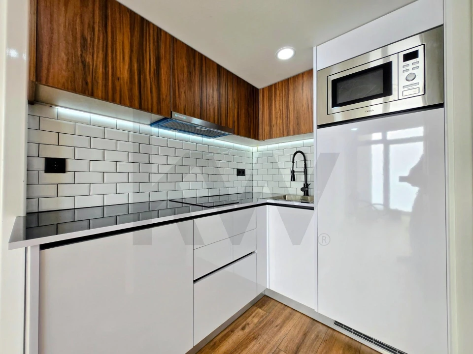 Apartamento T1 para Venda em Santo Antonio dos Olivais Foto 5