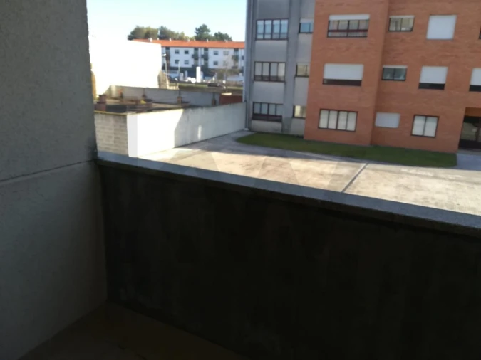 Apartamento T1 para Arrendamento em São Mamede de Infesta e Senhora da Hora Foto 12