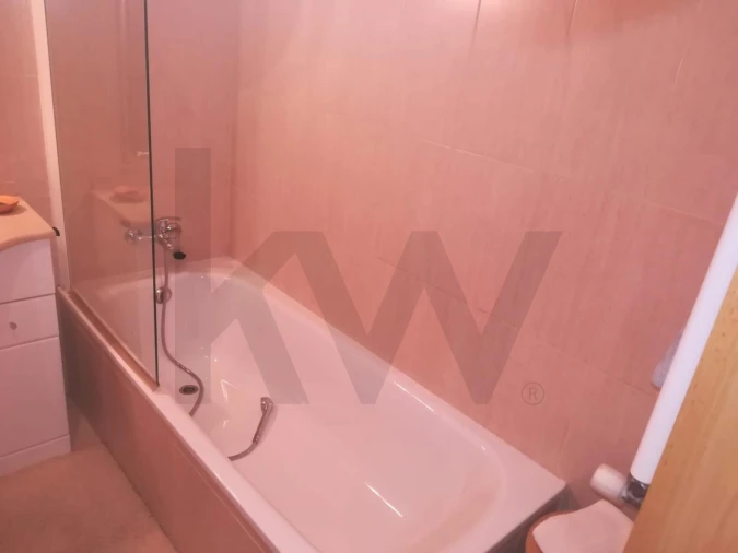 Apartamento T1 para Arrendamento em São Mamede de Infesta e Senhora da Hora Foto 8