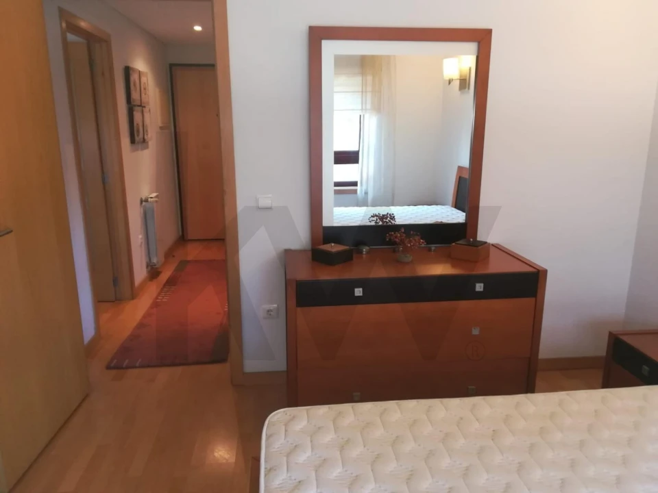 Apartamento T1 para Arrendamento em São Mamede de Infesta e Senhora da Hora Foto 6