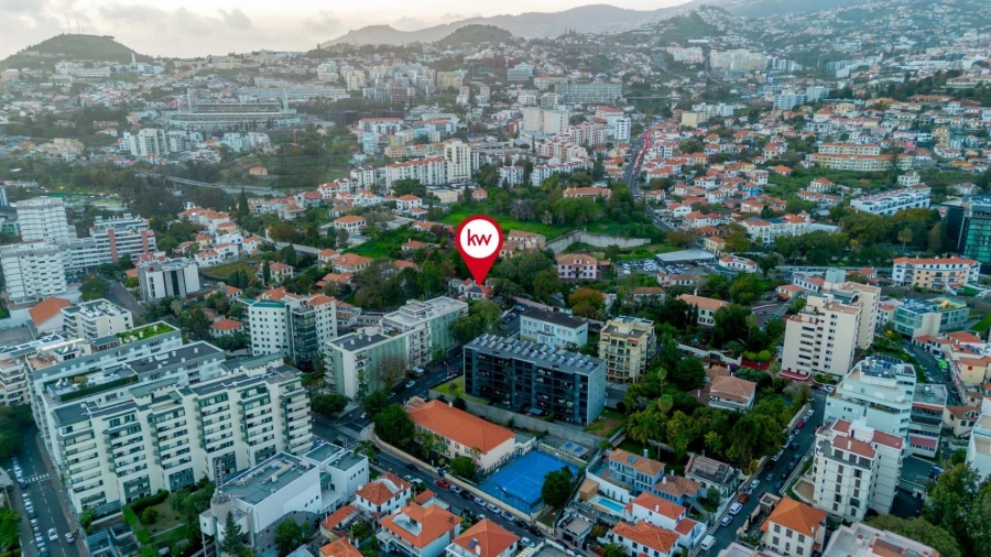 Moradia T4 para Venda em Funchal (Se) Foto 6