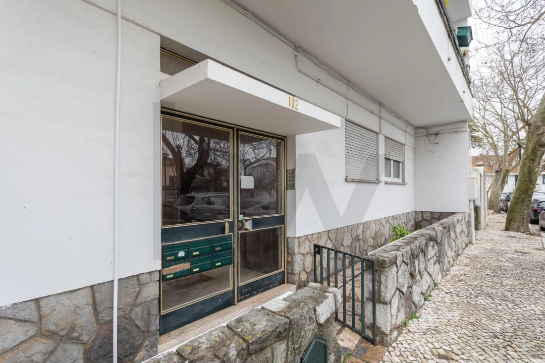 Apartamento T2 para Arrendamento em Carcavelos e Parede Foto 30