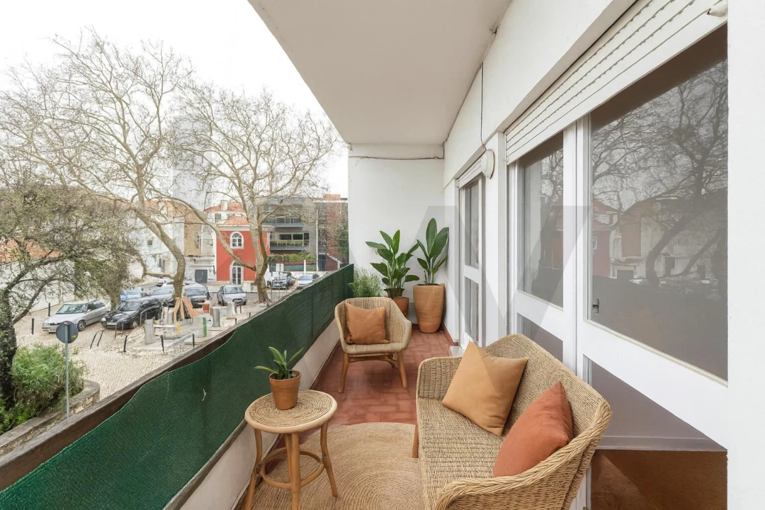 Apartamento T2 para Arrendamento em Carcavelos e Parede Foto 5