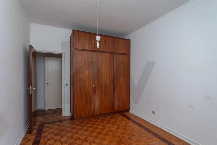 Apartamento T2 para Arrendamento em Carcavelos e Parede Foto 22