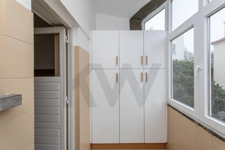 Apartamento T2 para Arrendamento em Carcavelos e Parede Foto 18