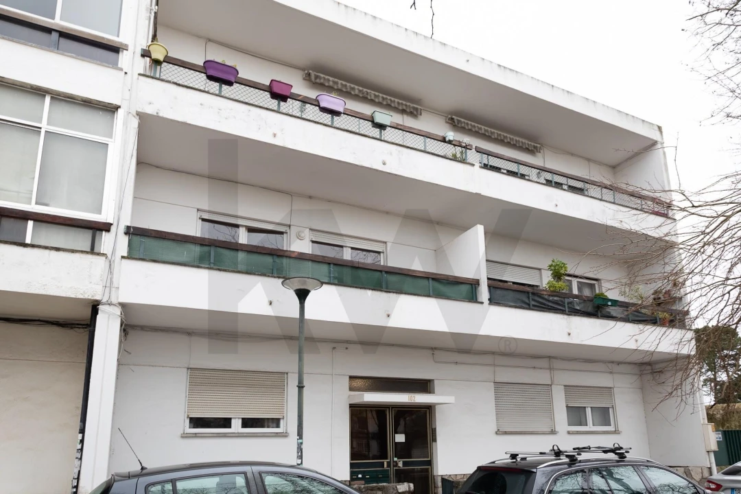 Apartamento T2 para Arrendamento em Carcavelos e Parede Foto 29