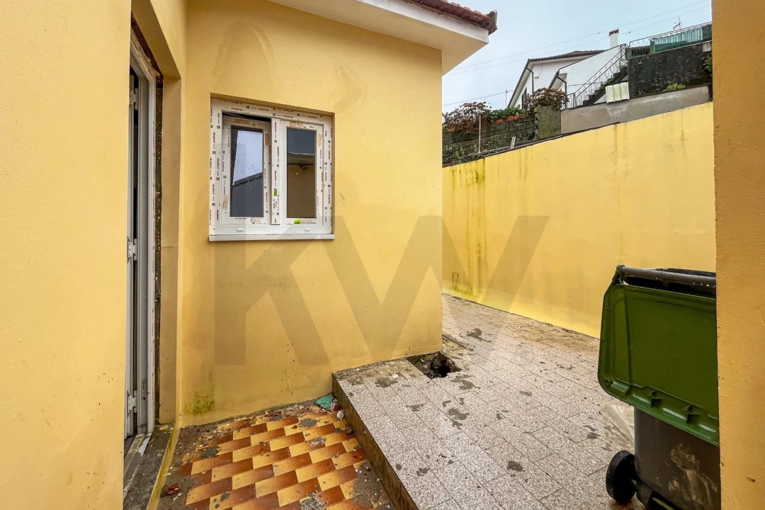 Moradia T2 para Venda em Valongo Foto 17