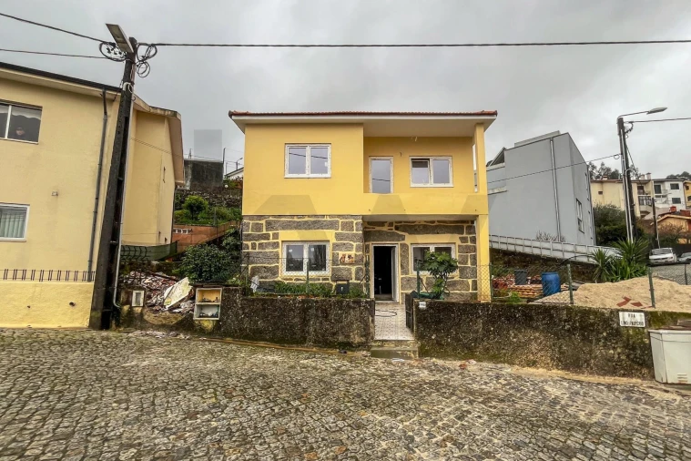 Moradia T2 para Venda em Valongo Foto 3