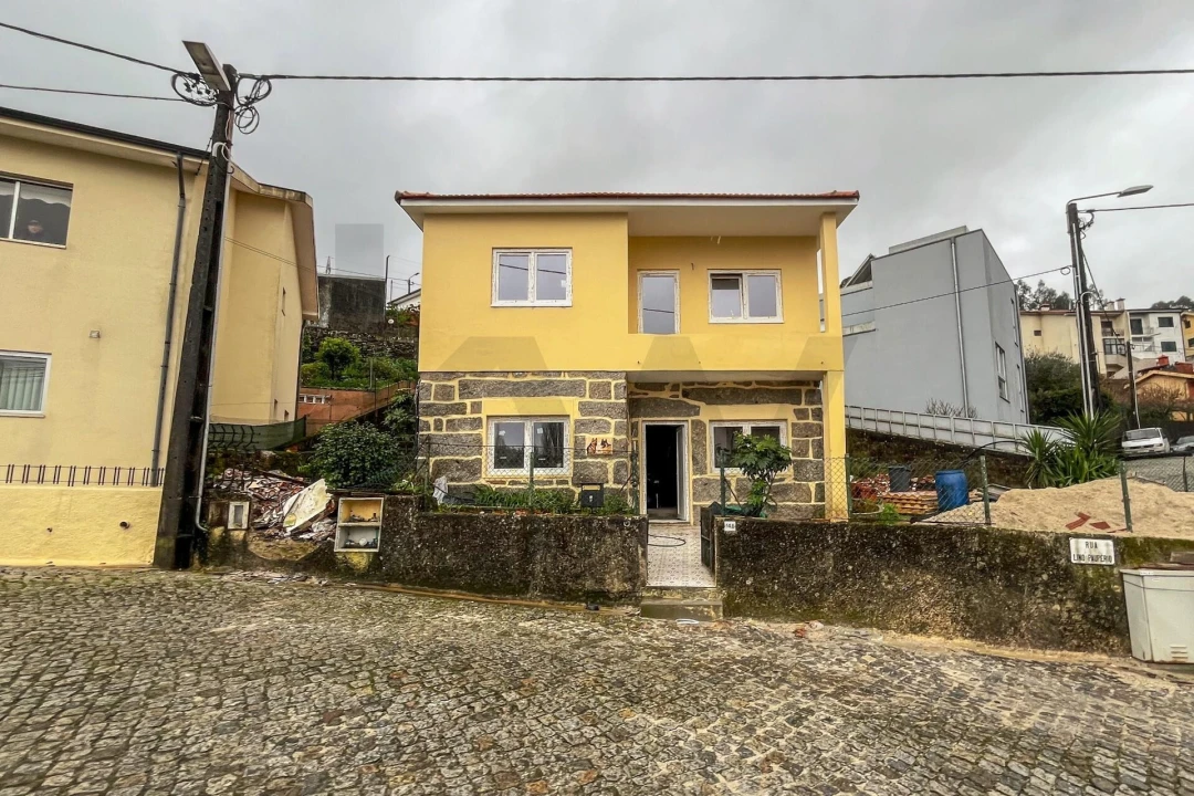 Moradia T2 para Venda em Valongo Foto 3