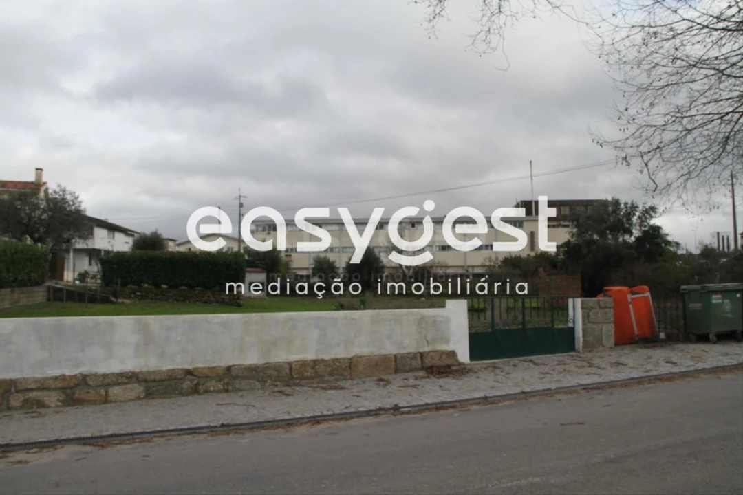 Terreno para Venda em Oliveira do Hospital e São Paio de Gramaços Foto 1