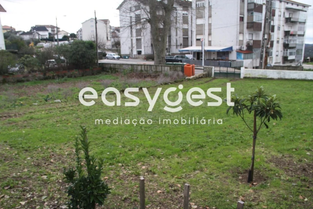 Terreno para Venda em Oliveira do Hospital e São Paio de Gramaços Foto 2