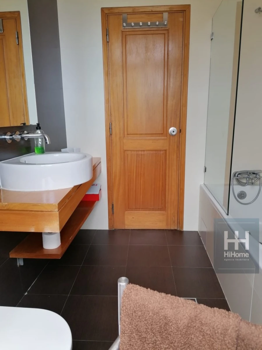 Moradia T5 para Venda em Porto Santo Foto 11