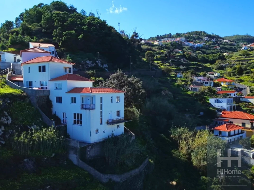 Moradia T5 para Venda em Santa Cruz Foto 3