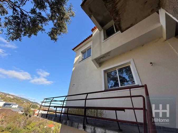 Moradia T5 para Venda em Santa Cruz Foto 8