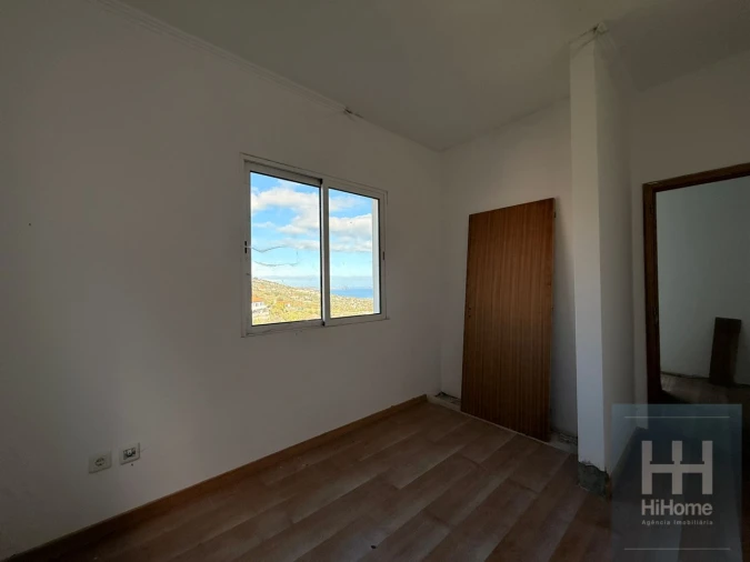 Moradia T5 para Venda em Santa Cruz Foto 28