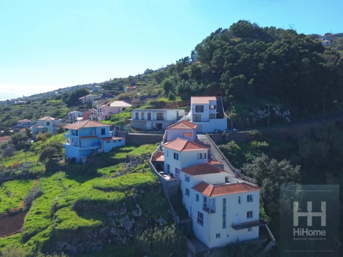 Moradia T5 para Venda em Santa Cruz Foto 4