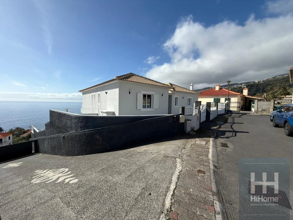 Moradia T3 para Venda em Santa Cruz Foto 24