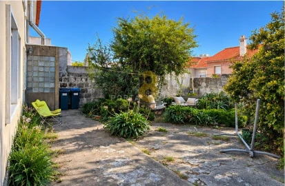 Moradia T4 para Venda em Aldoar, Foz do Douro e Nevogilde